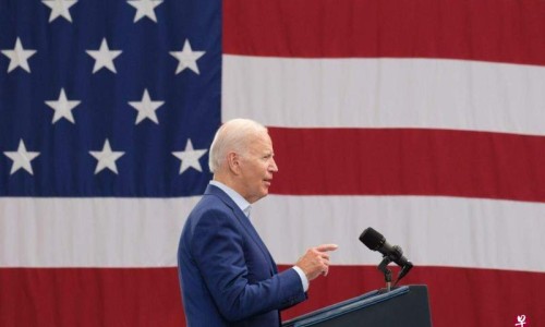 拜登簽署對華“敏感技術”投資限制令，中方回應