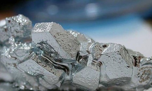 金屬鎵價(jià)格創(chuàng)2011年以來最高，券商稱“中國(guó)在全球供應(yīng)地位突出”（環(huán)球時(shí)報(bào)）